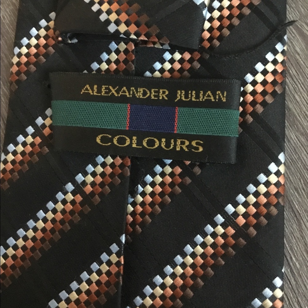 Necktie - Picture 3 of 3